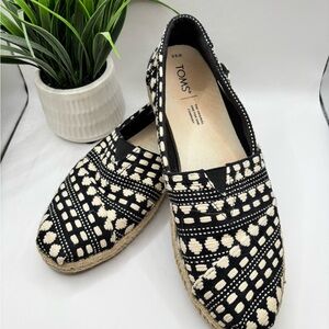 TOMS Women's Black and White Espadrilles